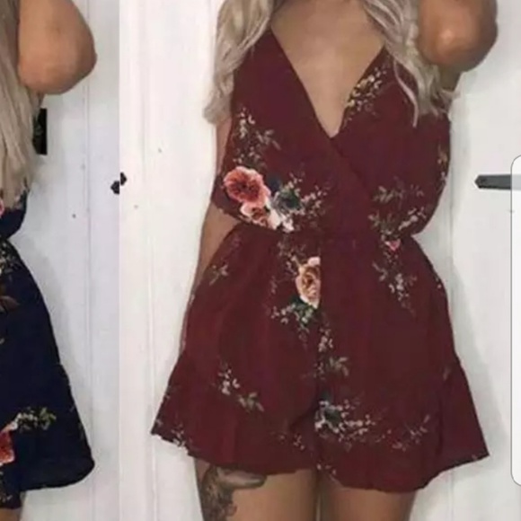 Floral Ruffle Romper - Picture 4 of 4